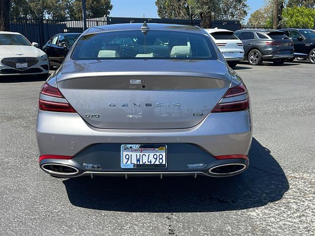 2024 Genesis G70 3.3T Sport Advanced 9