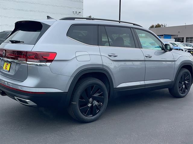 2024 Volkswagen Atlas SE 6