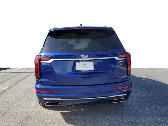 View vehicle photo 4