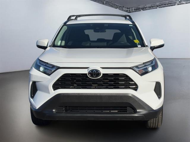 2022 Toyota RAV4 XLE 7