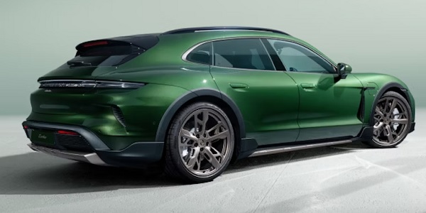 2025 Porsche Taycan 4 Cross Turismo