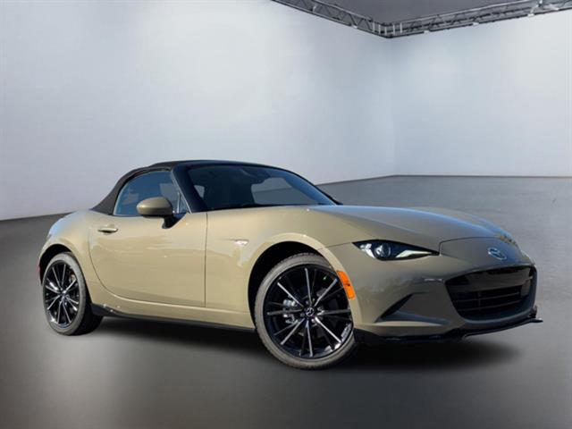 2024 Mazda MX-5 Miata Grand Touring 2