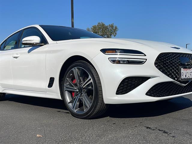 2024 Genesis G70 2.5T Prestige 5