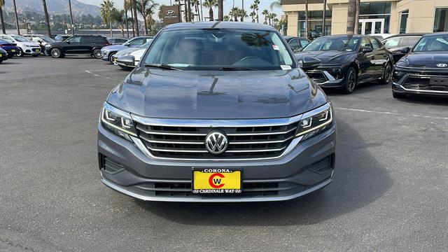 2020 Volkswagen Passat 2.0T SE 3