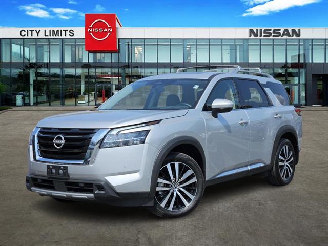 2024 Nissan Pathfinder Platinum 1