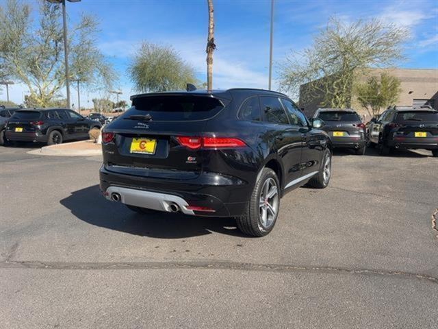 2018 Jaguar F-PACE S 8