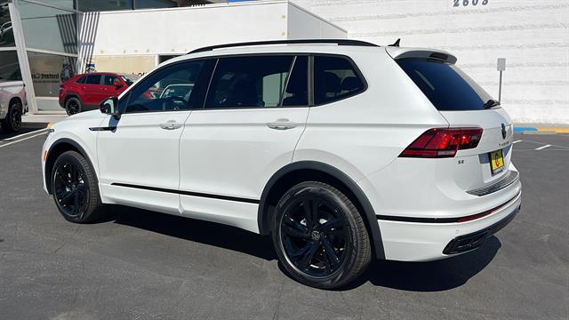 2024 Volkswagen Tiguan SE R-Line Black 11