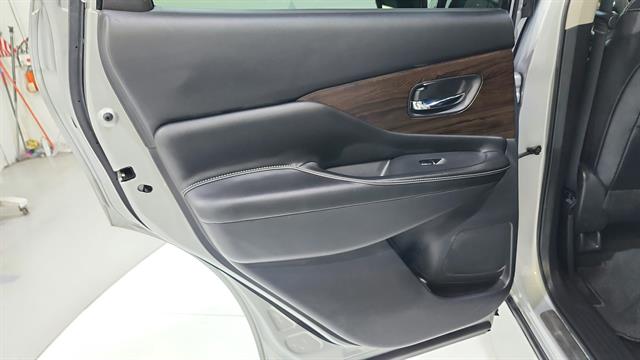 car-gallery-24