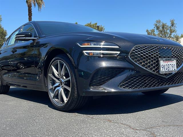 2024 Genesis G70 2.5T Standard 5