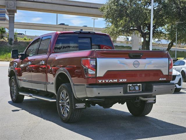 2023 Nissan Titan XD Platinum Reserve 3