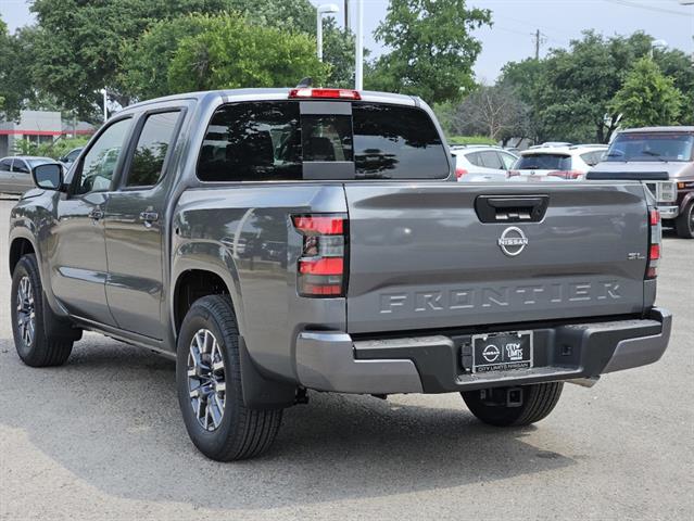 2024 Nissan Frontier SL 4